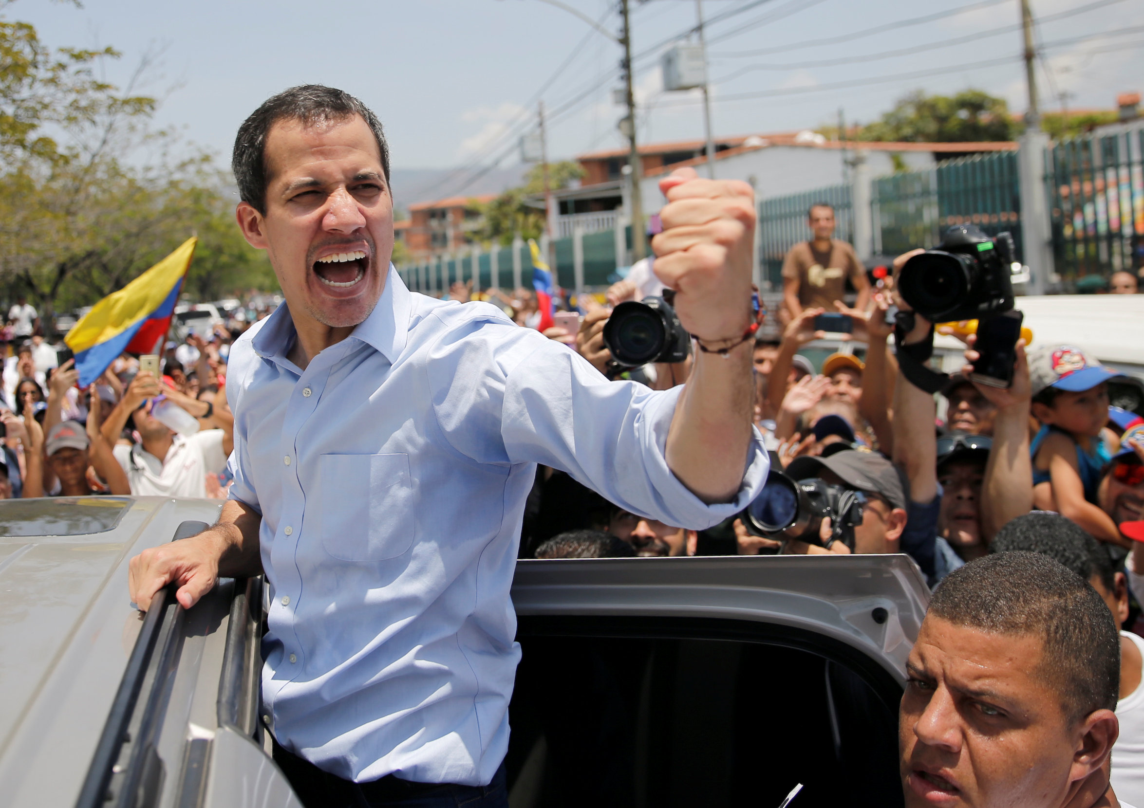 En FOTOS: Con este calor fue recibido Juan Guaidó en la Guarenas-Guatire #18May