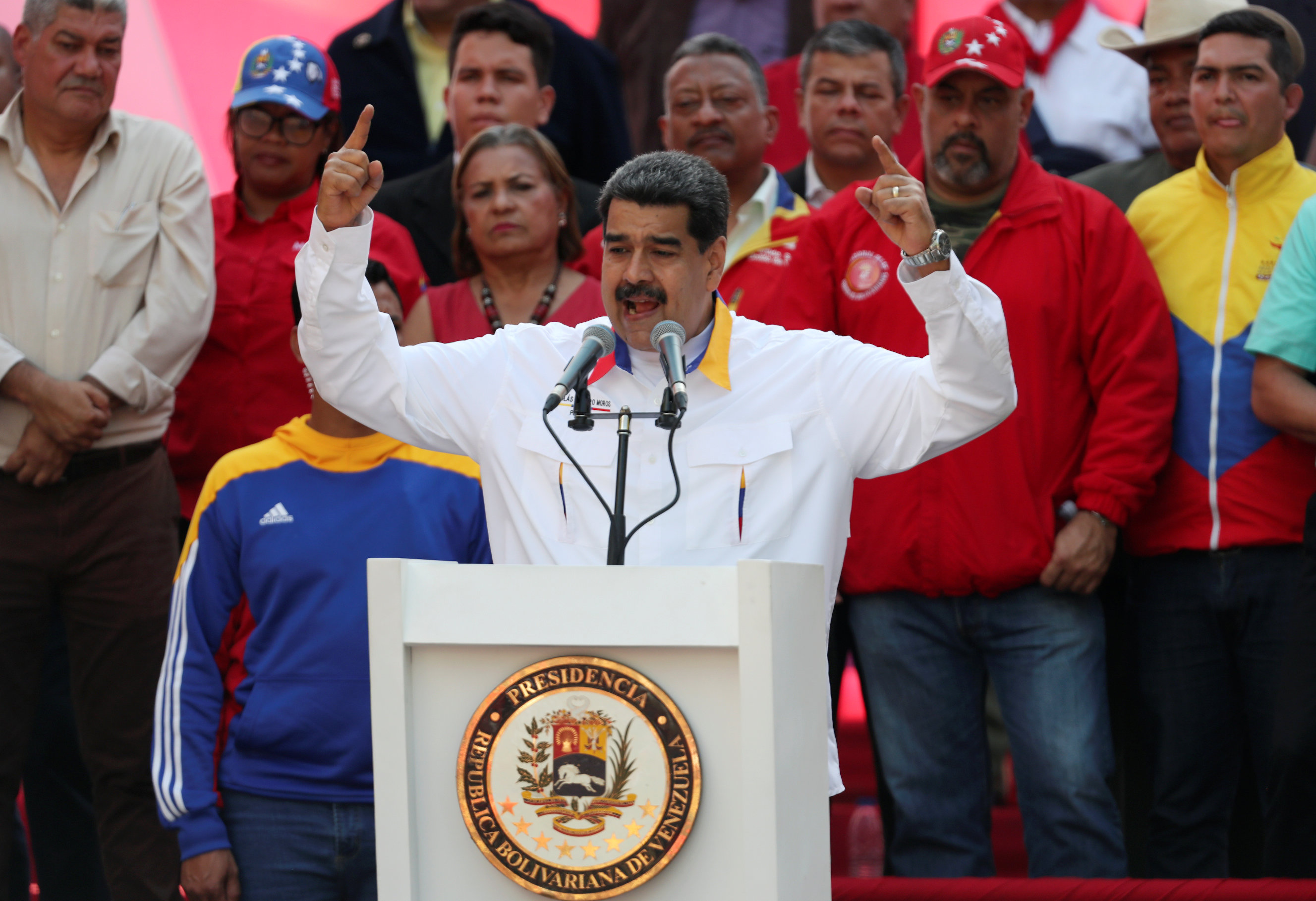 Aseguran que grupos armados se unirían a Maduro si Colombia recibe apoyo internacional