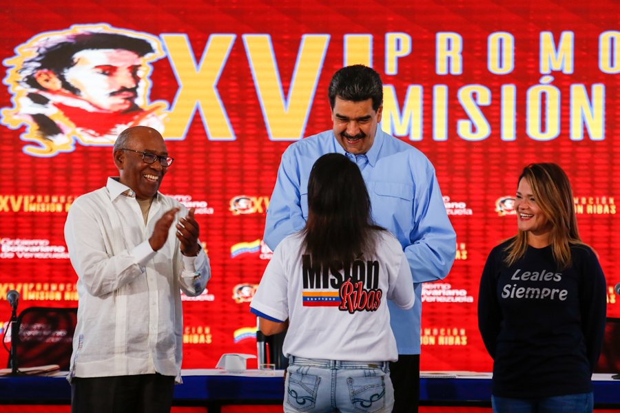 MEGACHISTE del día: Maduro dice que la revolución te da la oportunidad de prosperar