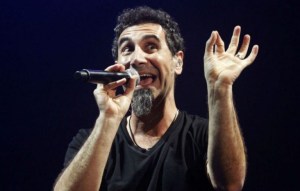 Serj Tankian de System of a down ofreció polémicas declaraciones sobre la crisis en Venezuela