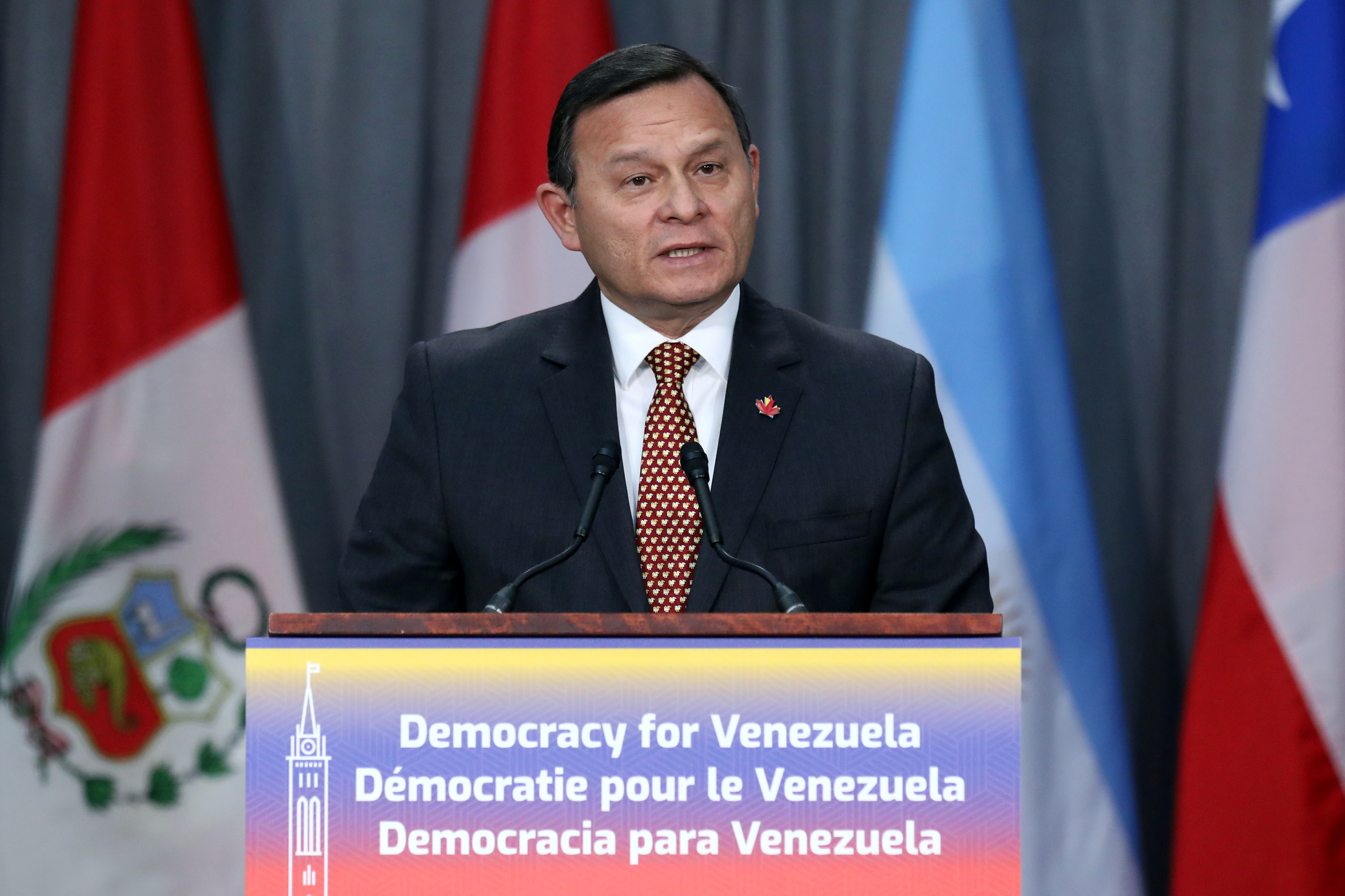 Perú invita a los aliados de Maduro a debate en Lima sobre la crisis venezolana