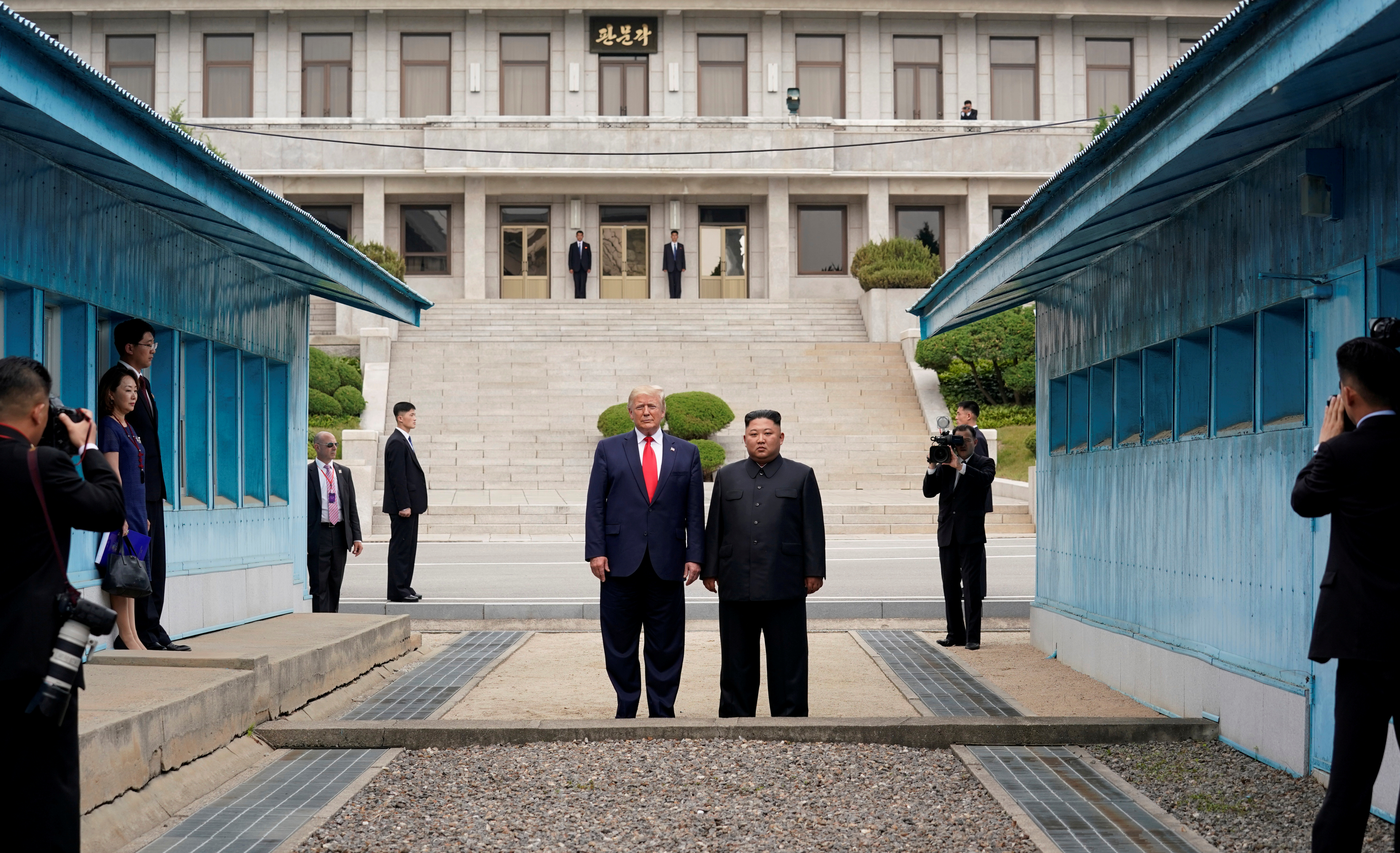 Corea del Norte elogia a Trump y menciona una nueva cumbre