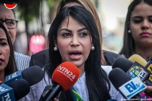 Delsa Solórzano: En las cárceles de Venezuela determinan el número de torturas diarias jugando con dados