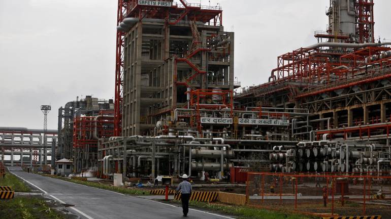 De Irak a Canadá: Las opciones de las refinerías de India para sustituir el crudo venezolano