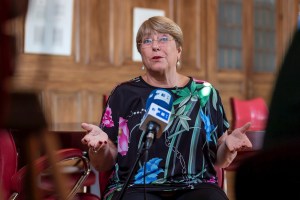 Michelle Bachelet advierte que más sanciones contra el régimen provocarán más migración