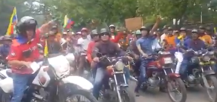 ¡SUSTO! No te pierdas esta caravana de motochavistas en Aragua a las órdenes de Marco Torres (VIDEO)
