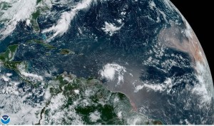 República Dominicana coloca en alerta mínima a seis provincias a la espera de Dorian