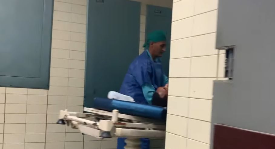 En el Hospital Domingo Luciani salvan vidas entre carencia, agobio y mucha paciencia (VIDEO)