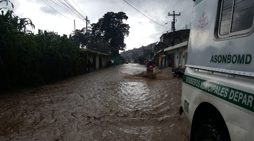 Al menos cinco muertos y 370.500 afectados por lluvias en Guatemala