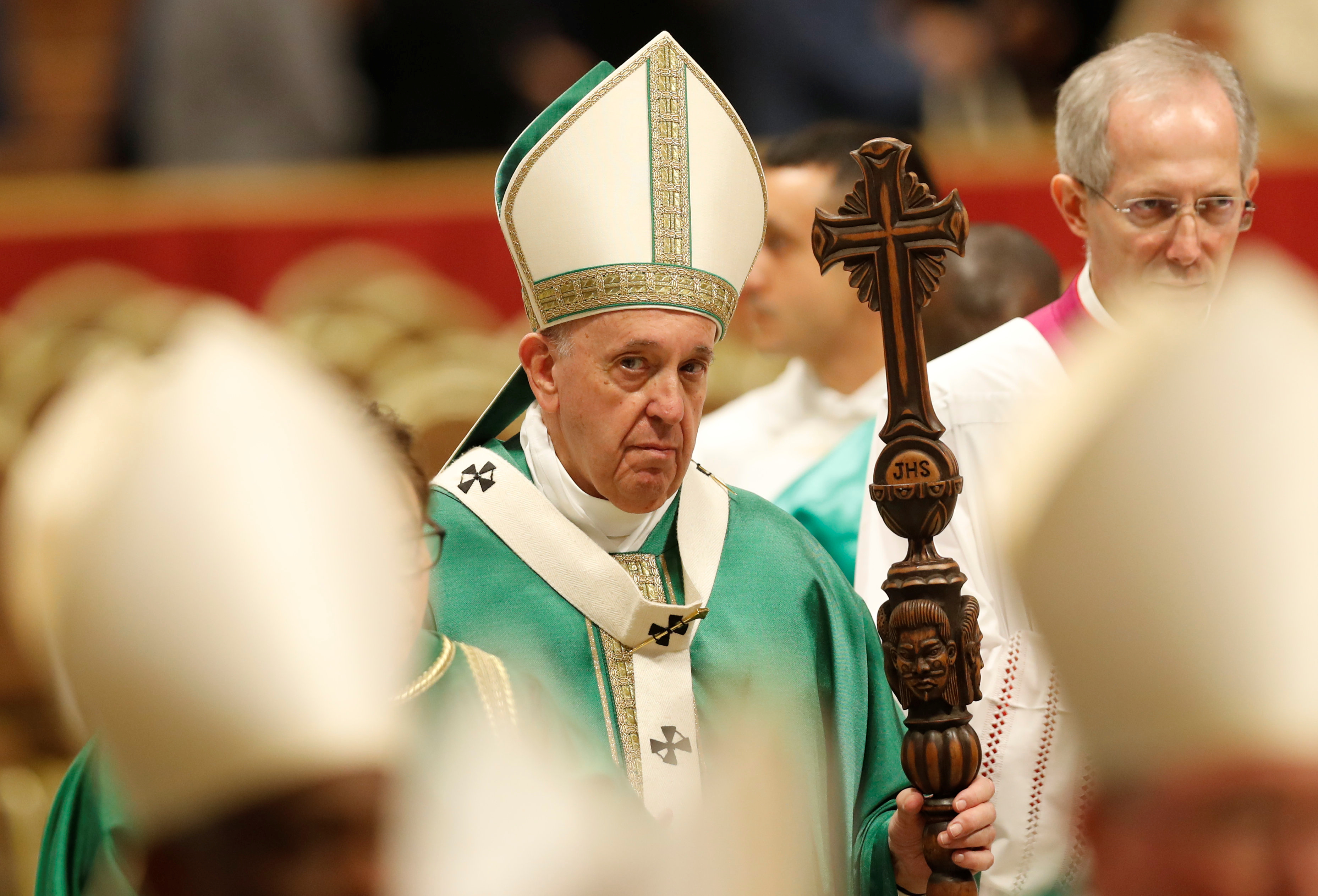 El Papa exhorta al mundo a dejar de “desfigurar el rostro de la Amazonia”