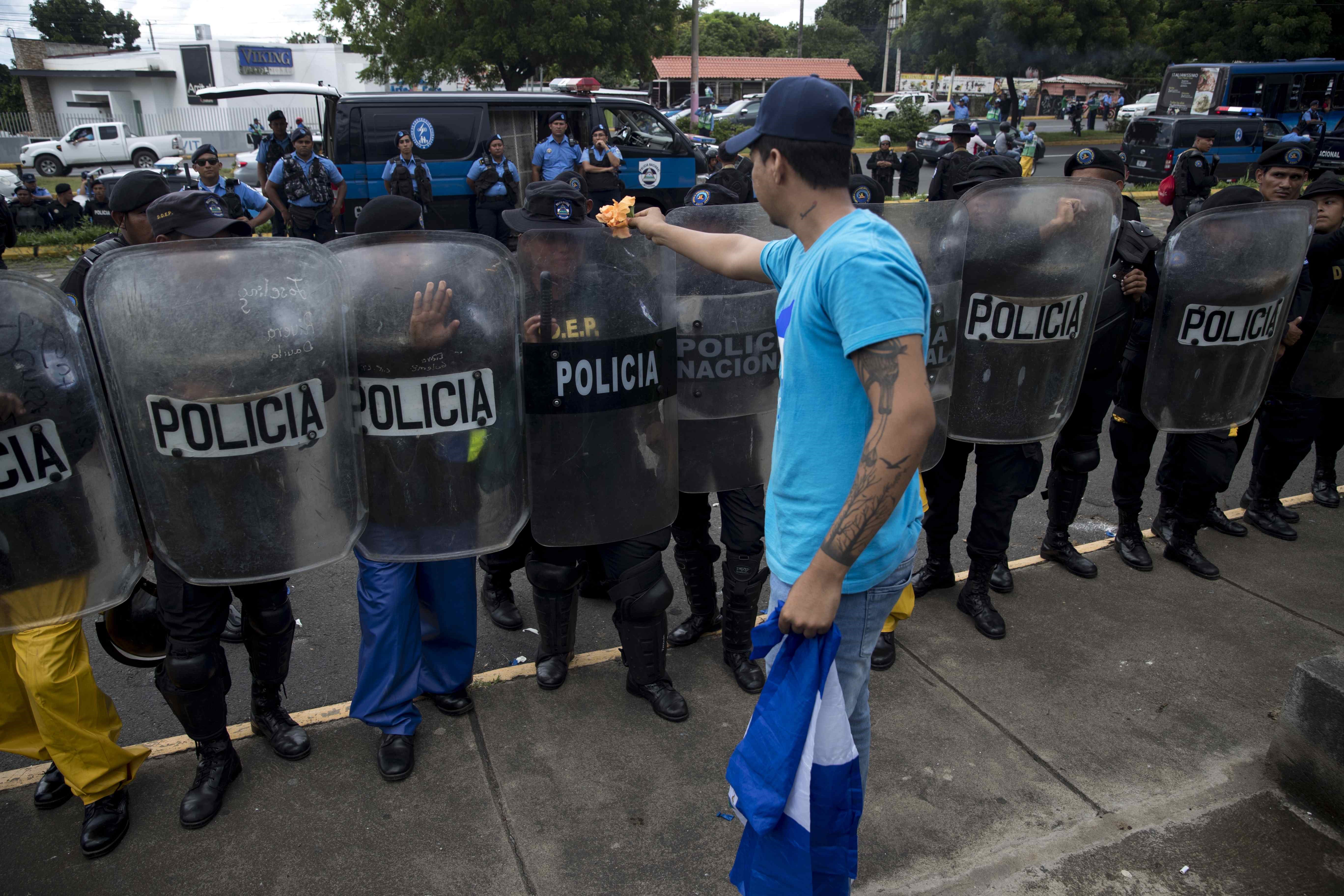 Emprendieron nueva protesta contra Ortega en Nicaragua, pese al despliegue policial
