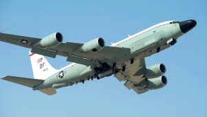 Régimen denuncia que un avión de inteligencia estratégica de EEUU “nuevamente” ingresó al espacio aéreo