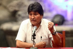 Evo Morales ingresó en el club de los presidentes con mandato incompleto