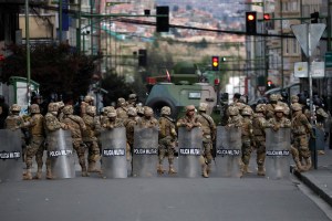 Choque con policías deja un joven muerto de bala en poblado de Bolivia