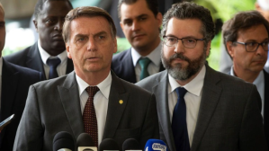 Bolsonaro amenazó con salir de Mercosur si Fernández limita importaciones desde Brasil