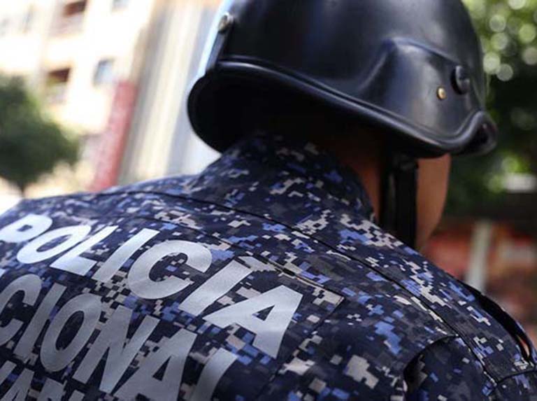 Detienen a cuatro policías en Bolívar acusados de planificar un asalto al comando