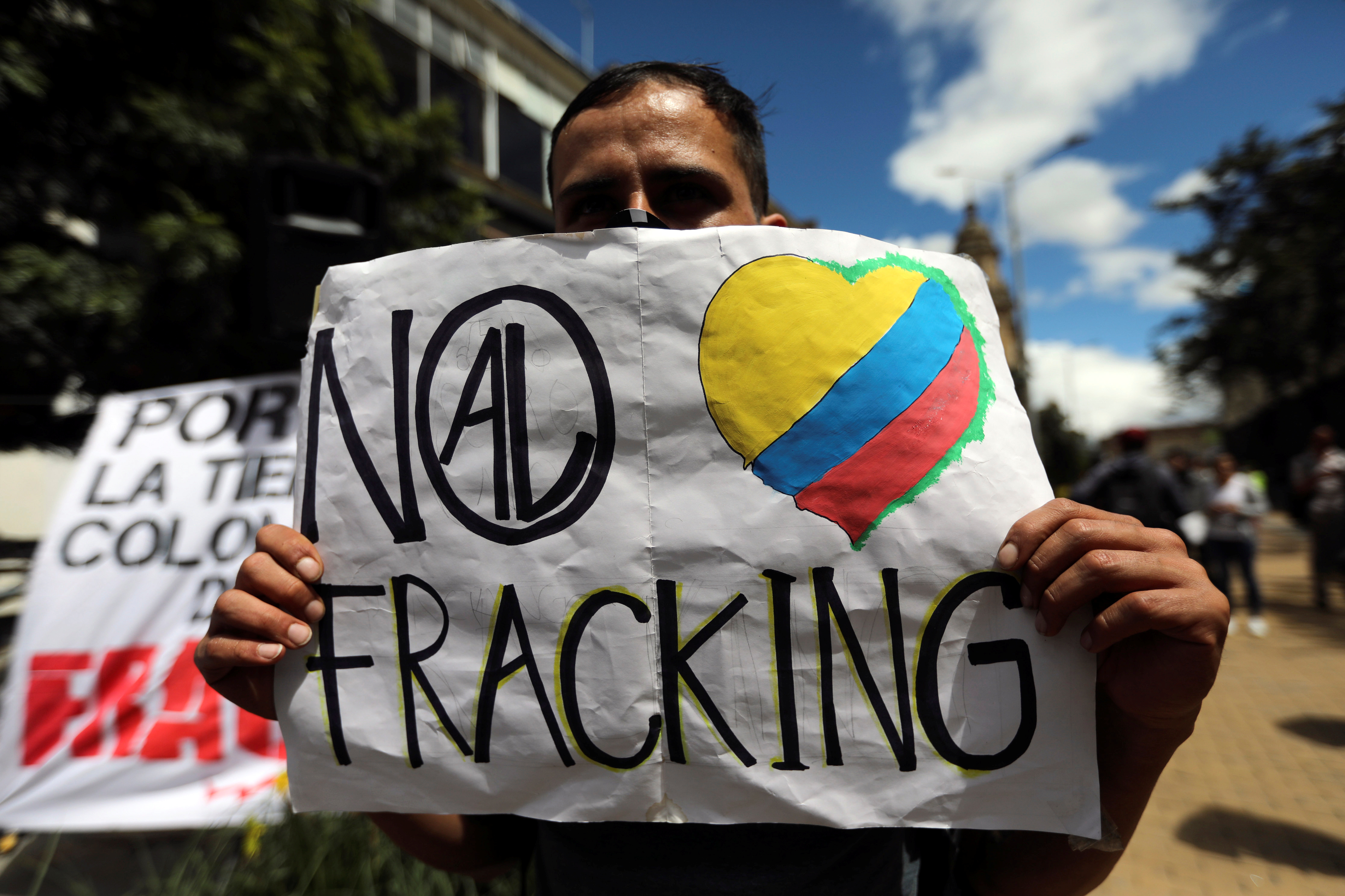 Tribunal de Colombia ordena suspender actividades de fracking a Drummond