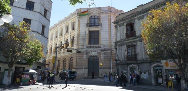 Bolivia enviará representante diplomático para superar impasse con España