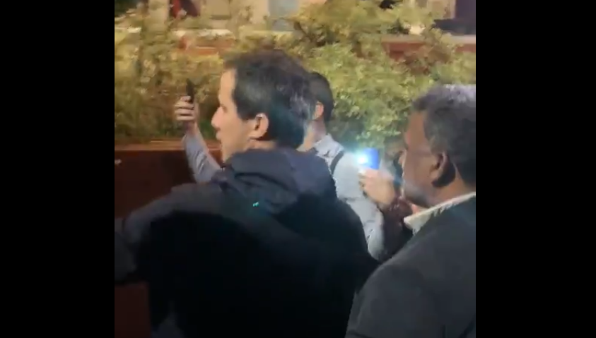 Guaidó llegó a la vivienda de la diputada Yanet Fermín, acosada por Dgcim (Videos)