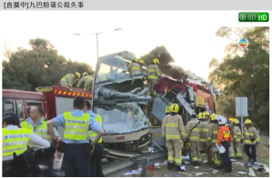 Al menos seis muertos y más de 30 heridos tras accidente de autobús en Hong Kong