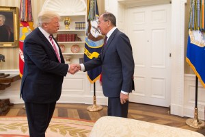 Trump se reunirá el martes con el canciller ruso Lavrov