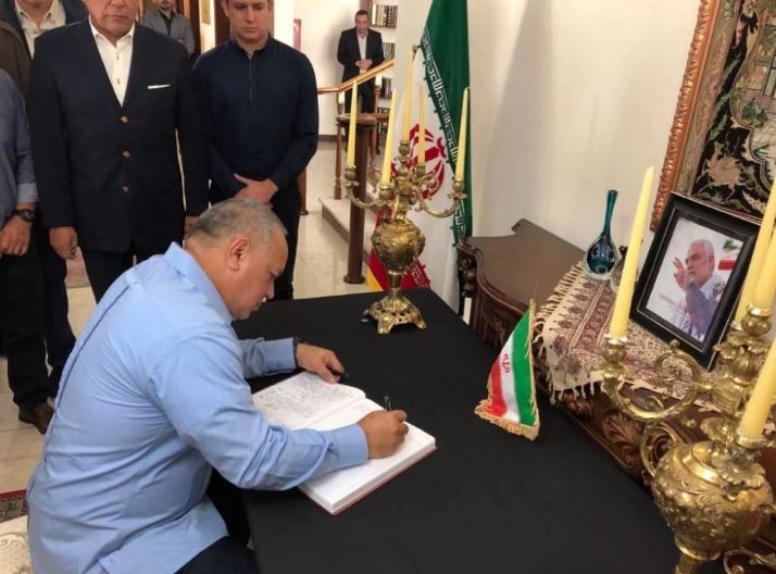 Diosdado le rinde homenaje a la violencia estrechando la mano del terrorismo (Fotos y video)