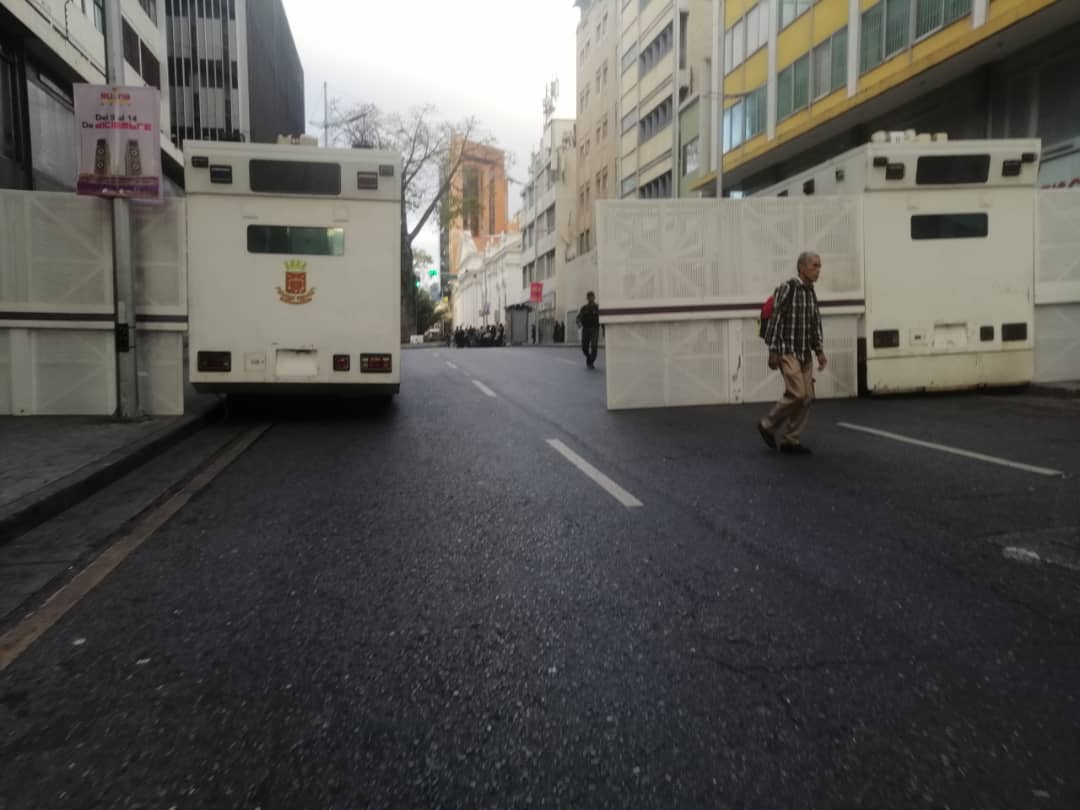 Antimotines de la GNB y PNB se encuentran desplegadas en los alrededores de la AN #5Ene (Fotos)