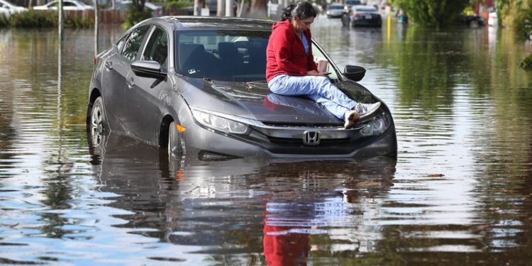 Riesgos de inundación podrían devaluar propiedades inmobiliarias de Florida