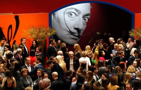 Salvador Dalí conquistó Moscú: En paseo por la mayor retrospectiva del genio surrealista