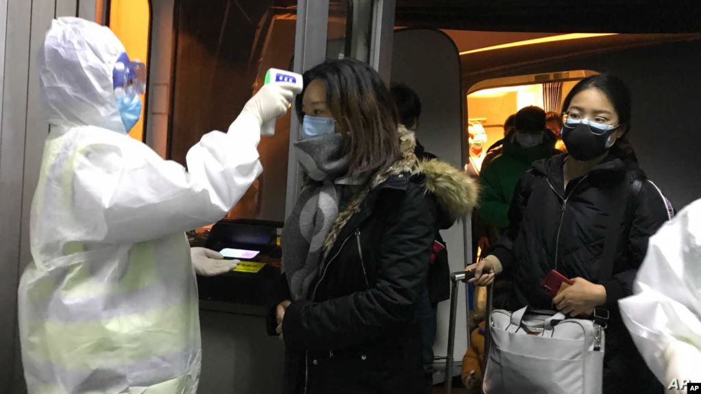 Al menos tres mil colombianos atrapados en China por el coronavirus