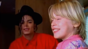 “Mi pobre angelito” reveló que su último encuentro con Michael Jackson fue en un baño (Entrevista)