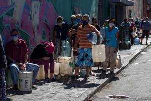 Chamos: No todos pueden lavarse las manos en Venezuela, sin agua potable el Covid-19 será devastador para ellos