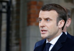 Macron se entrevista con médico que propone uso de antipalúdico contra coronavirus