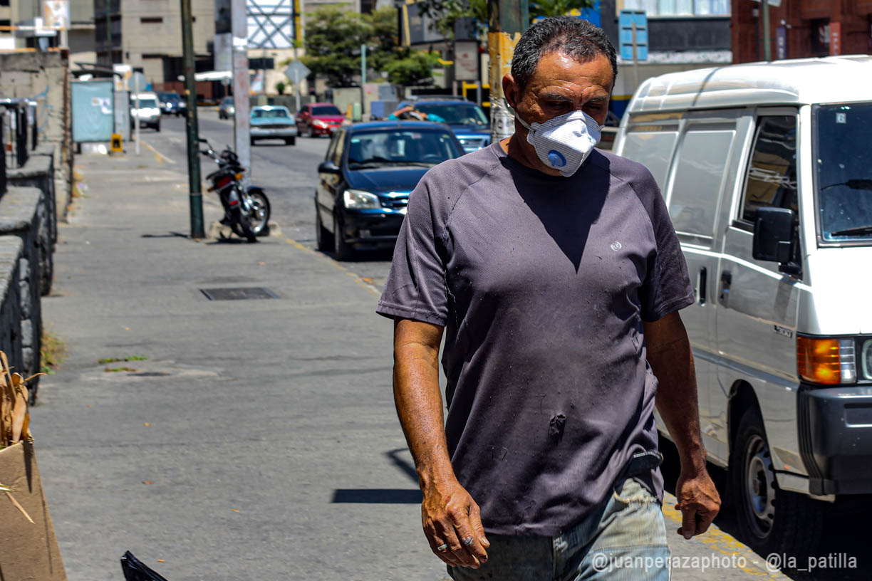 Héctor Rodríguez confirmó que los dos nuevos casos por coronavirus son de Chacao y Baruta