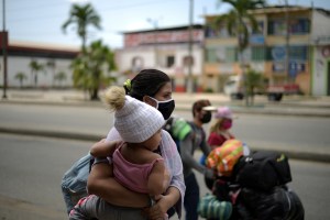 Venezolanos en Ecuador consideran injusto el plazo dado para tramitar visa humanitaria