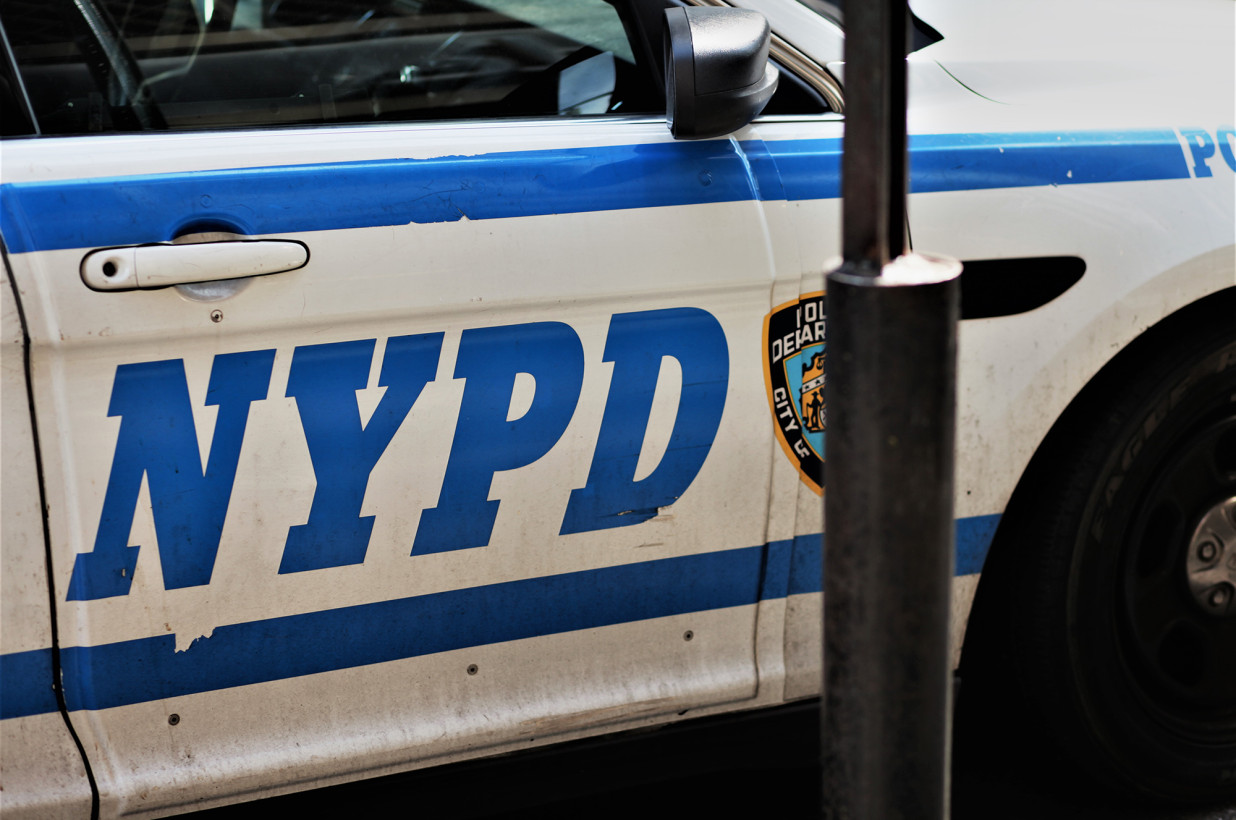 NYPD pierde dos detectives más por coronavirus