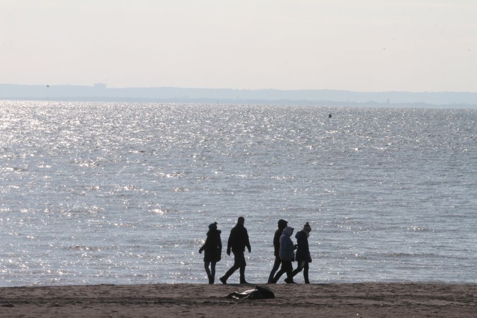 Long Island no quiere bañistas de la ciudad por “castigo” al alcalde de Nueva York