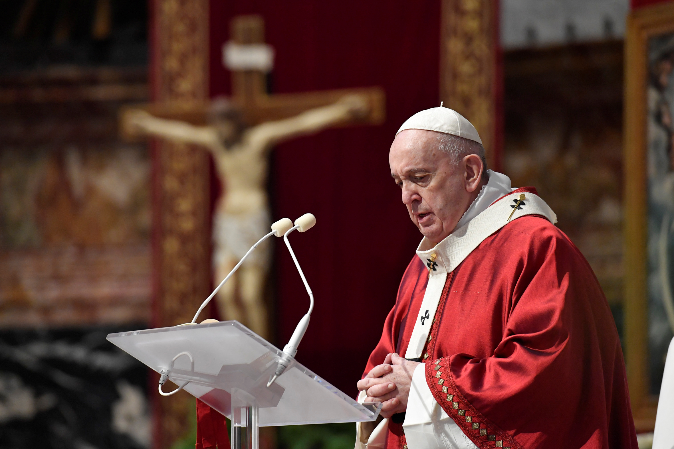 El papa Francisco insiste en que el proceso de nulidad matrimonial puede ser gratuito