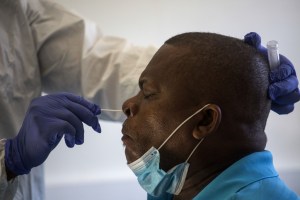 República Dominicana endurece toque de queda tras aumento de casos de coronavirus