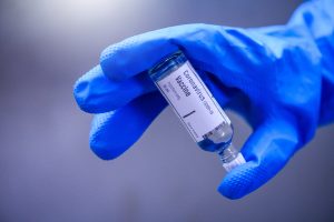 La vacuna de Moderna produce inmunidad robusta en estudio con primates