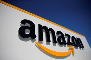 Amazon firma acuerdo corporativo de compra de energía para tercer proyecto eólico irlandés