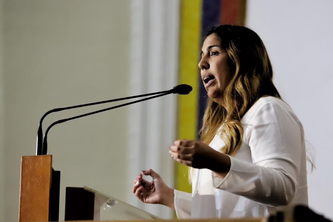 Desiree Barboza: Destruyeron Pdvsa y ahora los venezolanos pagamos la incapacidad del régimen