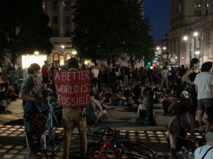 “Occupy City Hall” manifestantes exigen recortes a presupuesto de NYPD