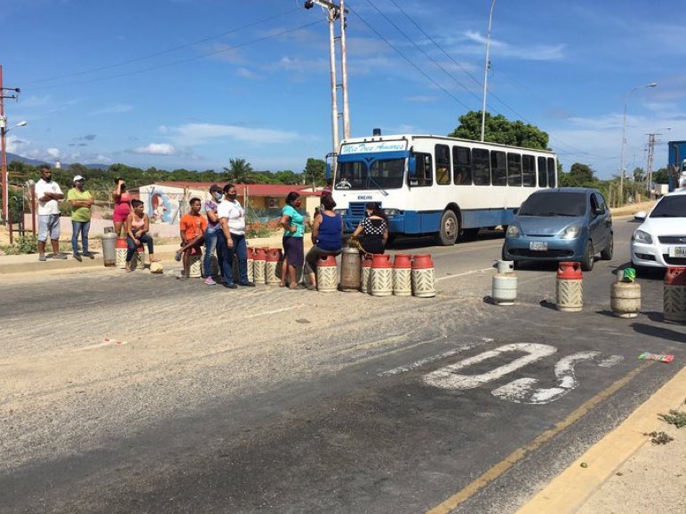 Habitantes de Cumaná protestan porque llevan más de dos meses sin recibir gas #23Jul (FOTOS)