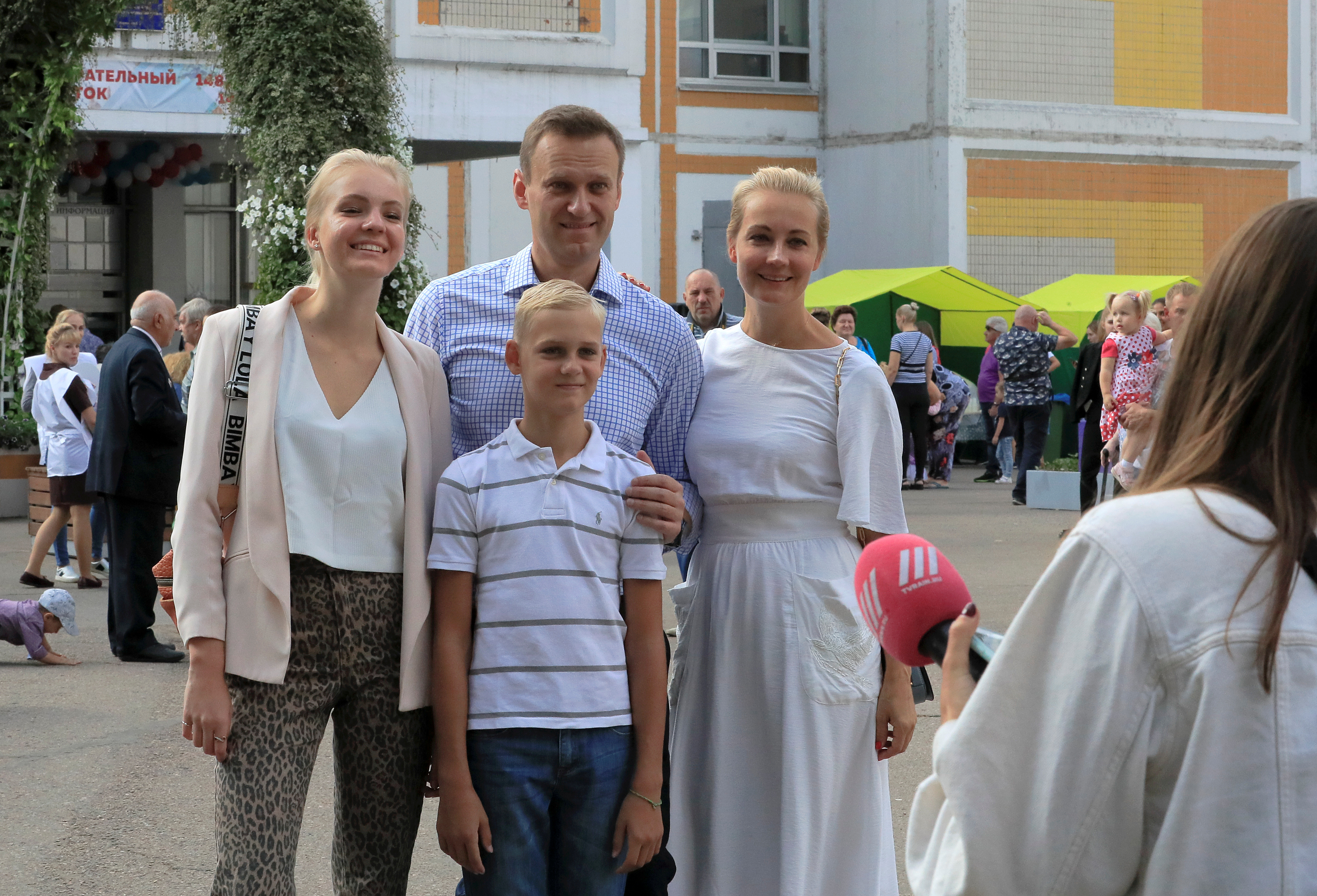Esposa del opositor ruso Navalni pide a Putin que autorice traslado a Alemania
