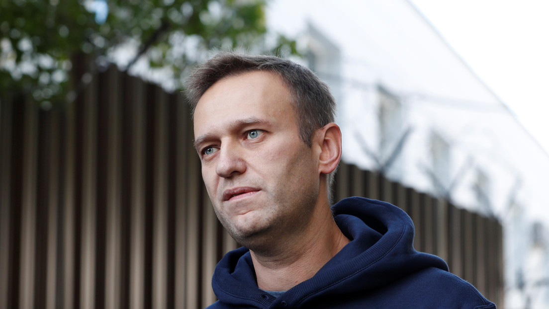 Hospitalizan por “envenenamiento” al opositor ruso Alexéi Navalny