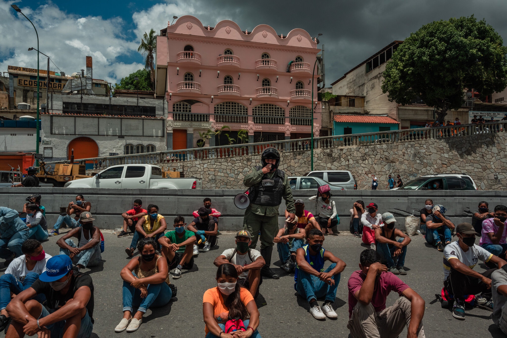 El saldo de seis meses de cuarentena en Venezuela: Abuso policial, imposiciones estatales y mayor precariedad laboral