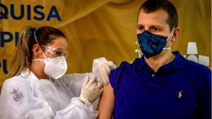 Por qué Brasil es considerado el “laboratorio perfecto” para probar las vacunas contra el coronavirus