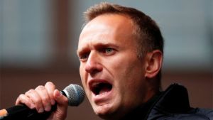 La policía rusa quiere interrogar a Navalny en Alemania
