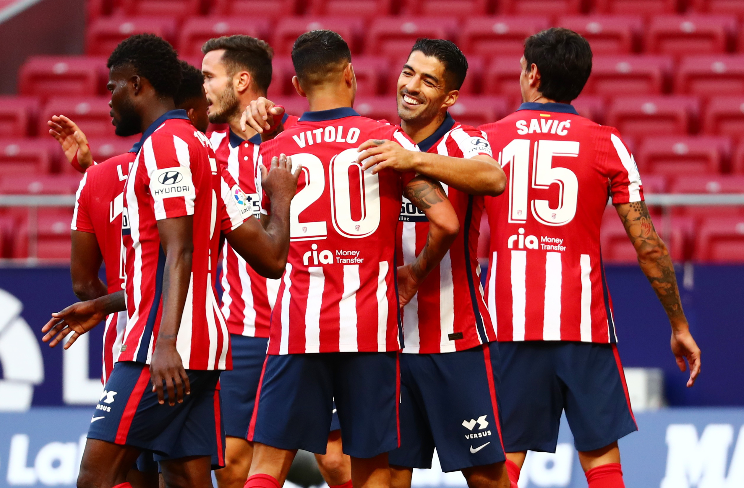Suárez marca doblete y da una asistencia en debut liguero por 6-1 del Atlético ante el Granada